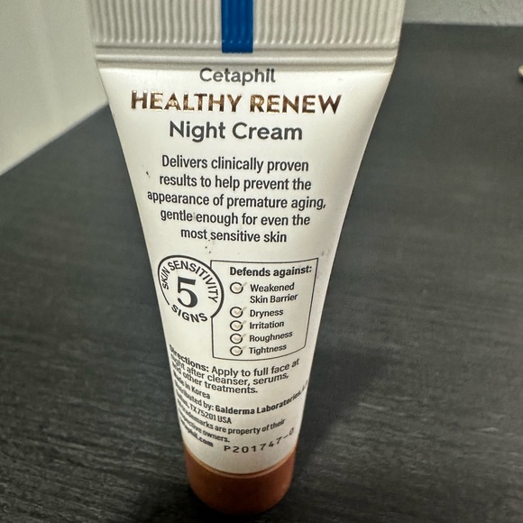 Bundle of FAB Anti-Chafe Stick, Cetaphil Night Cream, L’Occitane Youth Cream - Picture 11 of 11